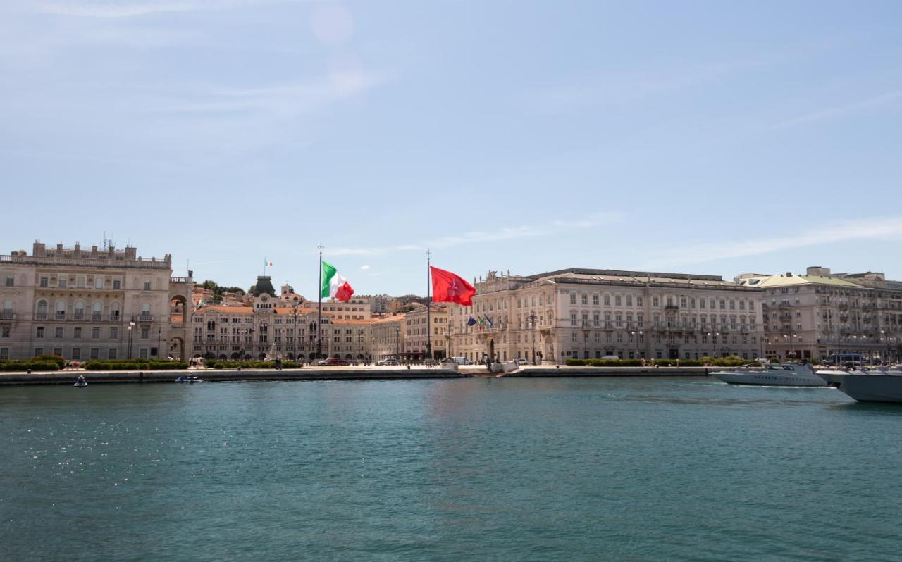 Elisabeth Boutique Rooms Trieste Exteriör bild
