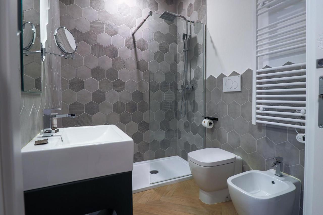 Elisabeth Boutique Rooms Trieste Exteriör bild