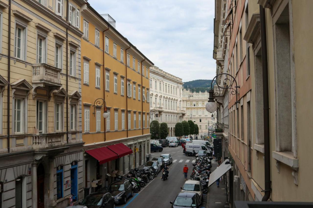 Elisabeth Boutique Rooms Trieste Exteriör bild