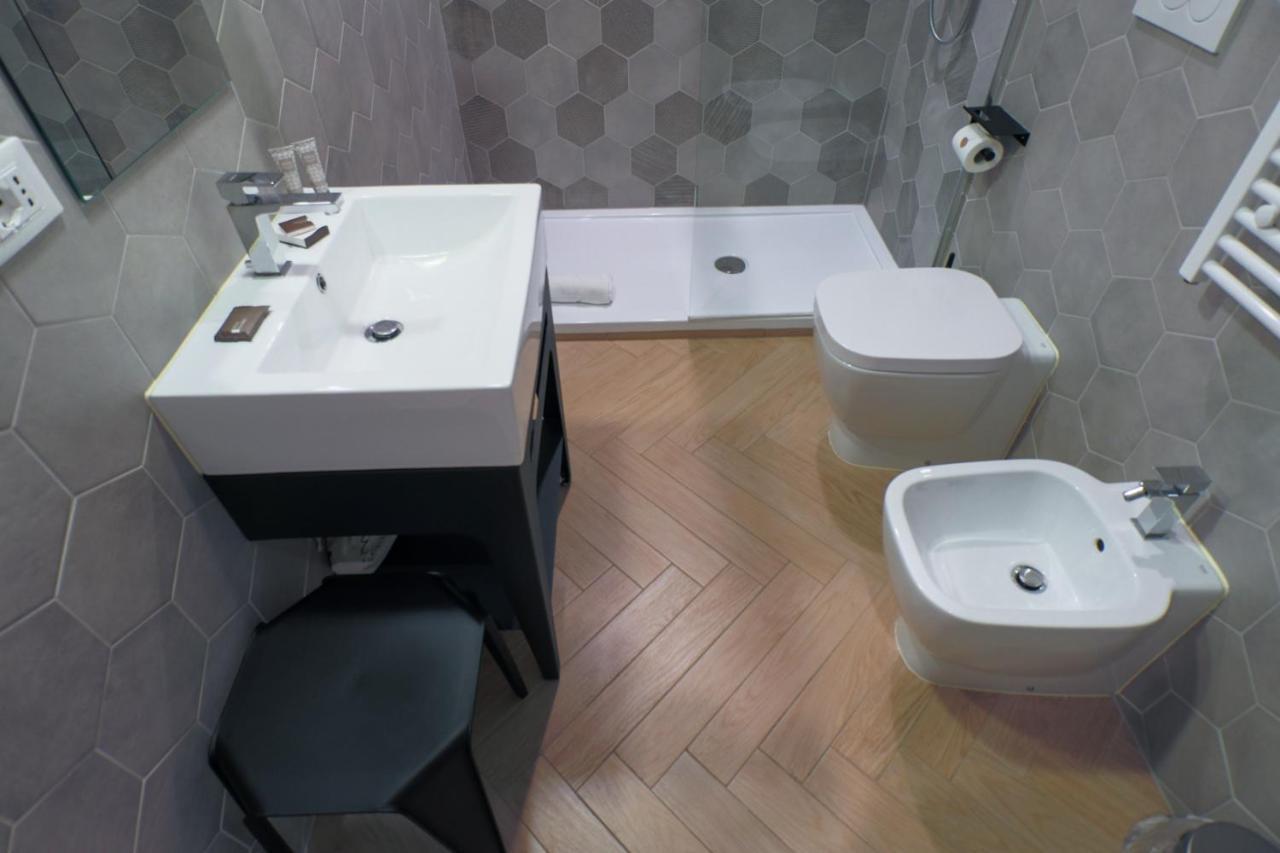 Elisabeth Boutique Rooms Trieste Exteriör bild