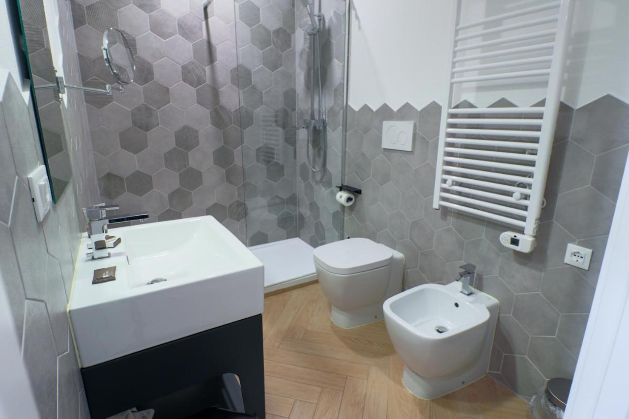 Elisabeth Boutique Rooms Trieste Exteriör bild
