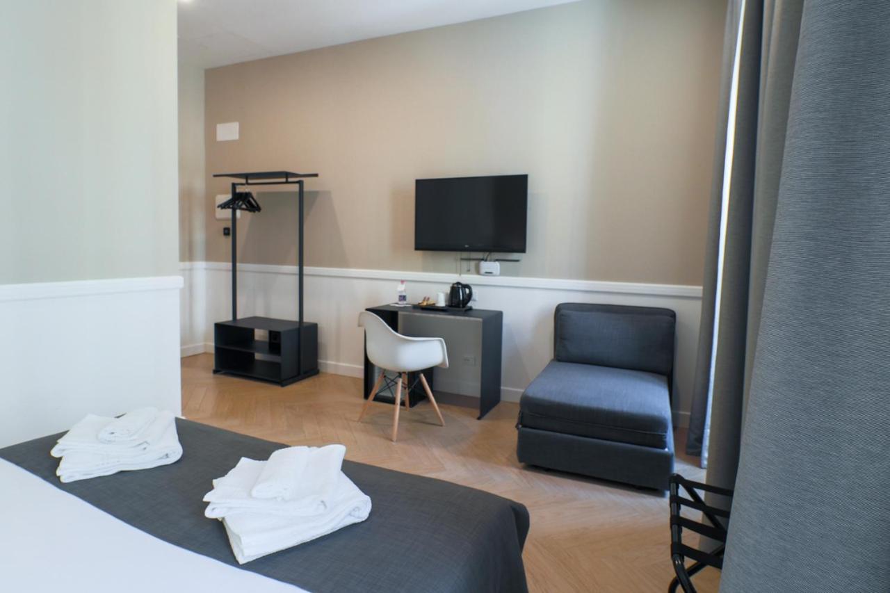 Elisabeth Boutique Rooms Trieste Exteriör bild